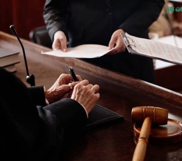 متهم بدون وسیقه